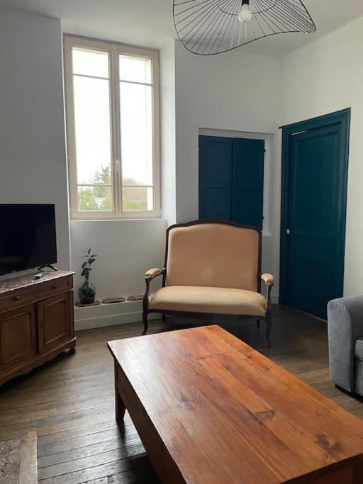 Le Gite De Justine Et Agathe Verdun-sur-Meuse Exterior photo